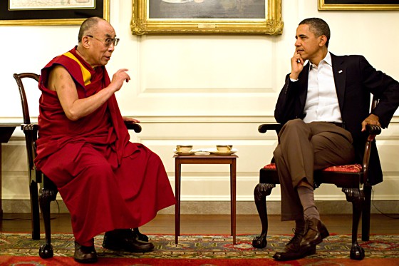 Dalai Lama talking with Barak Obama
